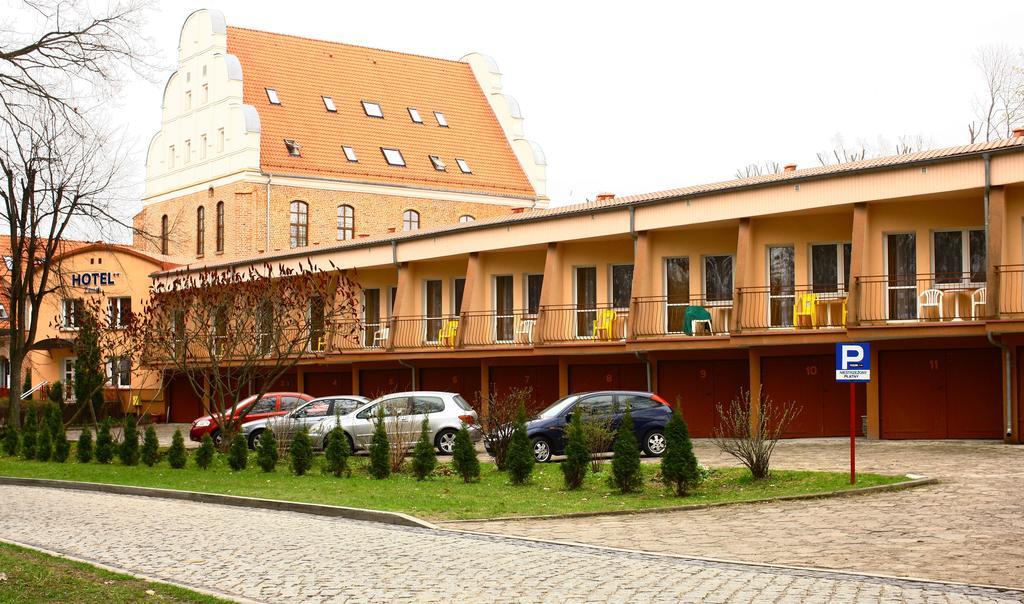 Hotel Zamek Giżycko Esterno foto